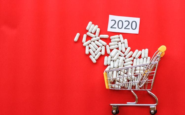 Where are consumers shopping for dietary supplements in 2020?