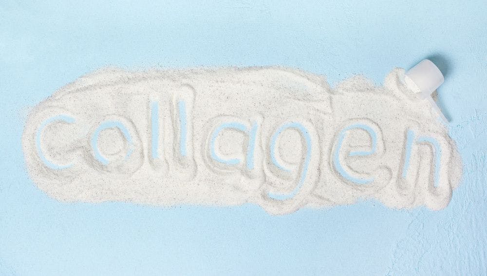 white powder on blue background with collagen written in it