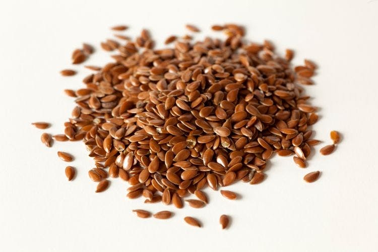 pile of flax seed